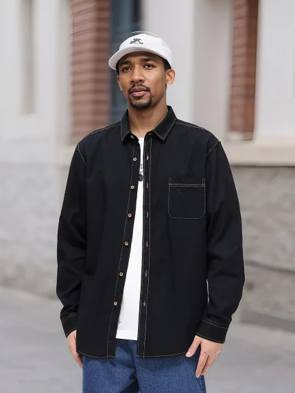 A Stylish And Retro Solid Color Men's Shirt With Long Sleeves