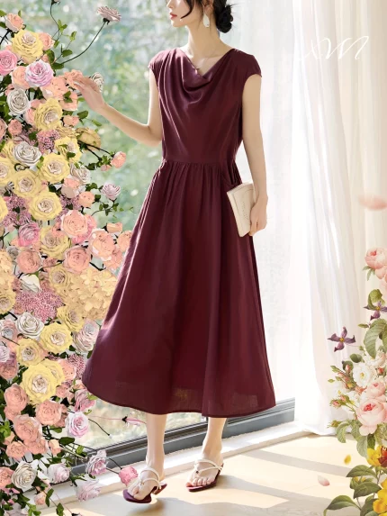 Women's Elegant Sleeveless Maroon dress - Flowy Party & Formal event gown